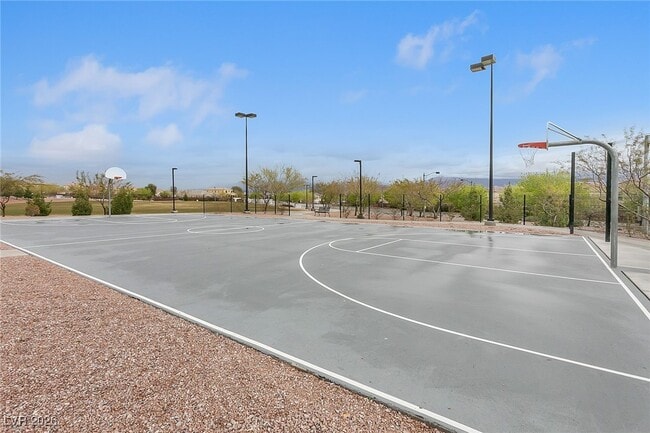 Building Photo - 10822 Hunters Green Ave