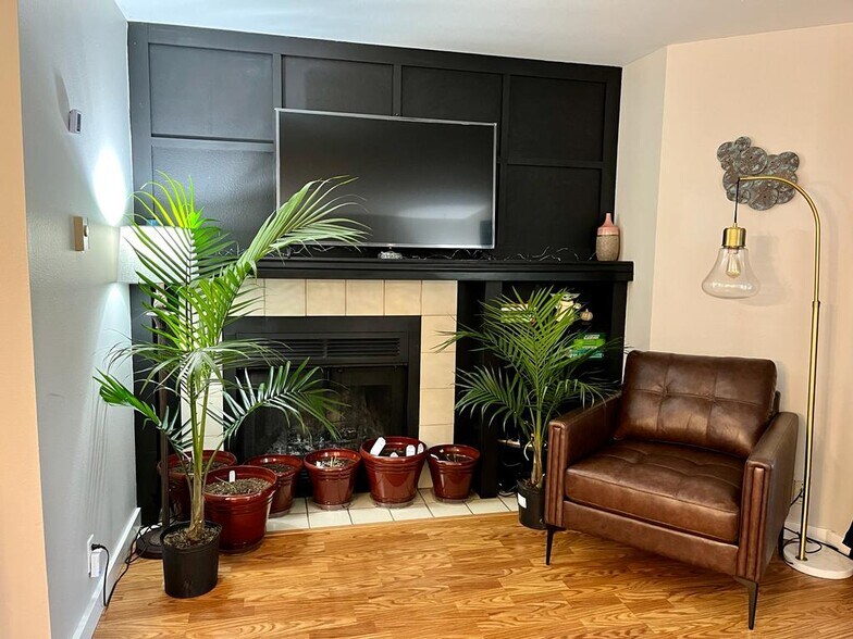 Building Photo - 1526 192nd St SE