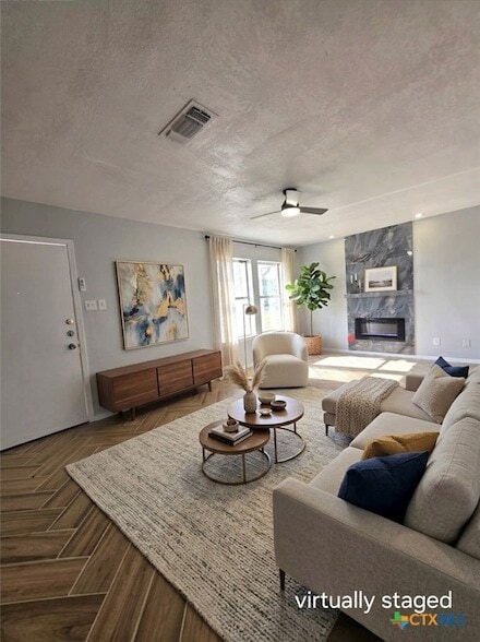 Building Photo - 1205 Charisse St