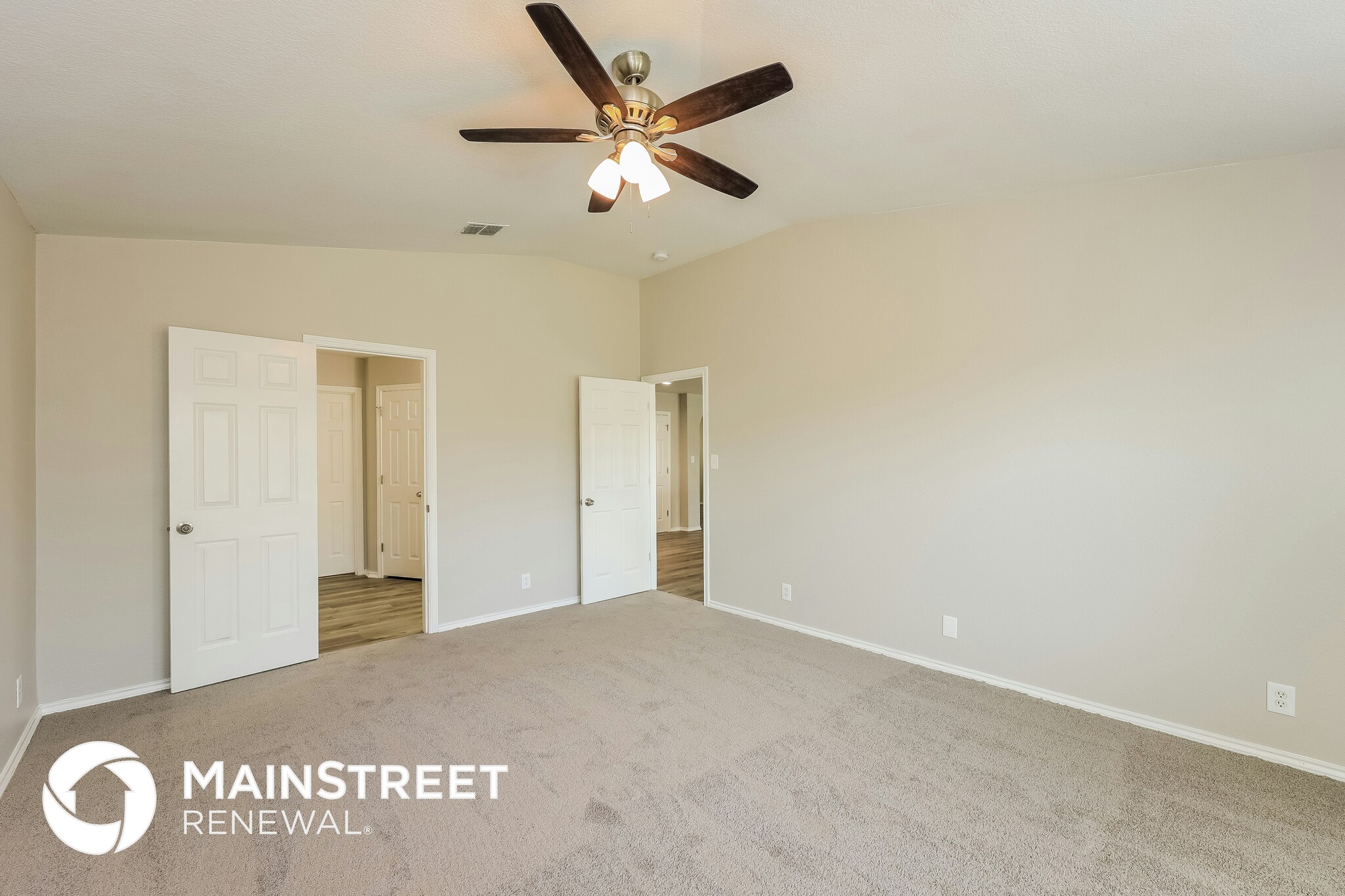 Building Photo - 7546 Elegante Way