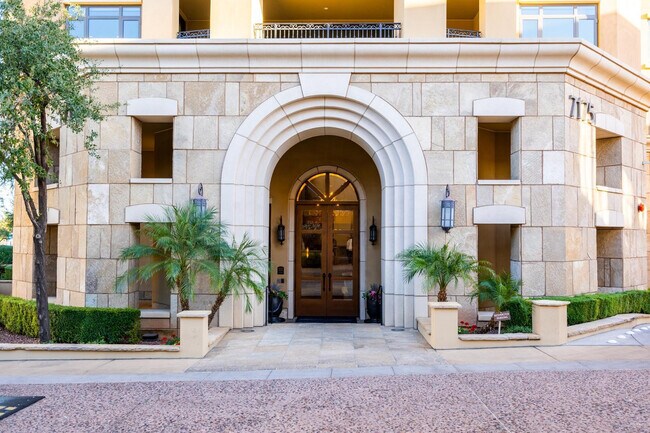 Building Photo - 7181 E Camelback Rd