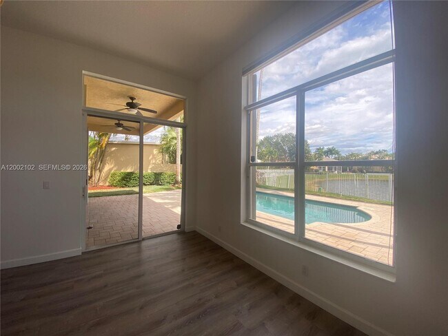 Building Photo - 2486 Bay Isle Dr