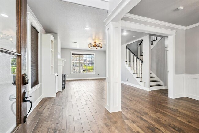 Building Photo - 12336 Pebble View Dr