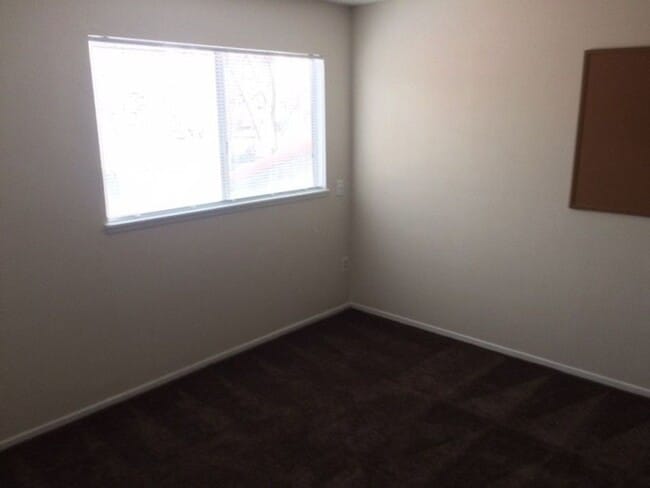 Building Photo - 6700 Nottingham Ln