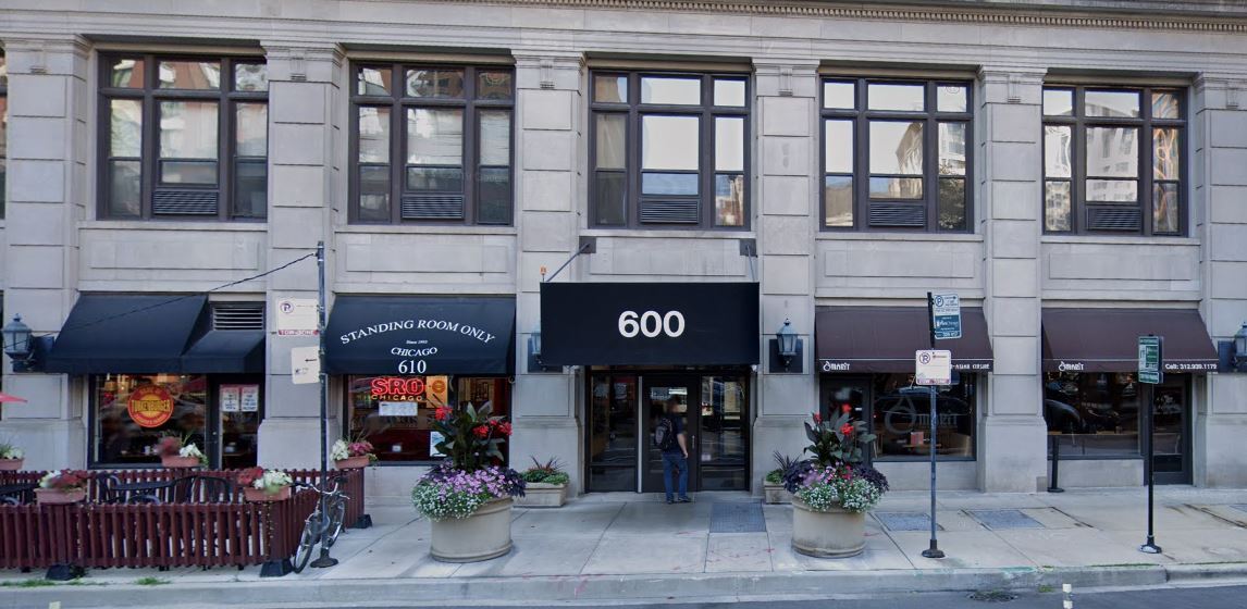 Building Photo - 600 S Dearborn St