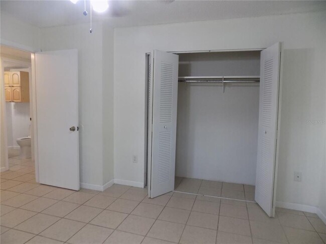 Building Photo - 2811 SW Archer Rd