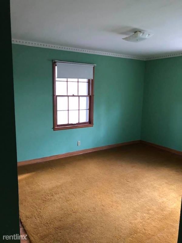Building Photo - 779 New Shackle Island Rd