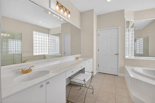 Building Photo - 7700 Monarch Ct