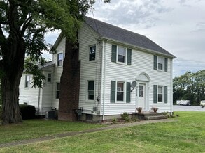 Building Photo - 218 Niles Cortland Rd SE