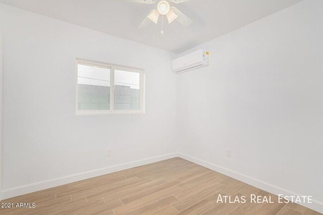 Building Photo - 444 S Delaware St