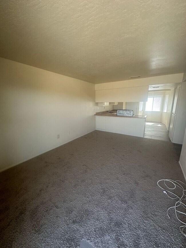 Building Photo - 21335 Bear Valley Rd
