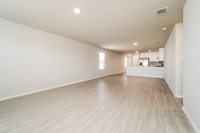 Building Photo - 6443 Cibolo Springs