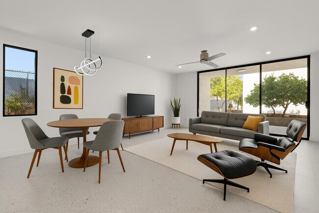Primary Photo - 1400 E Palm Canyon Dr