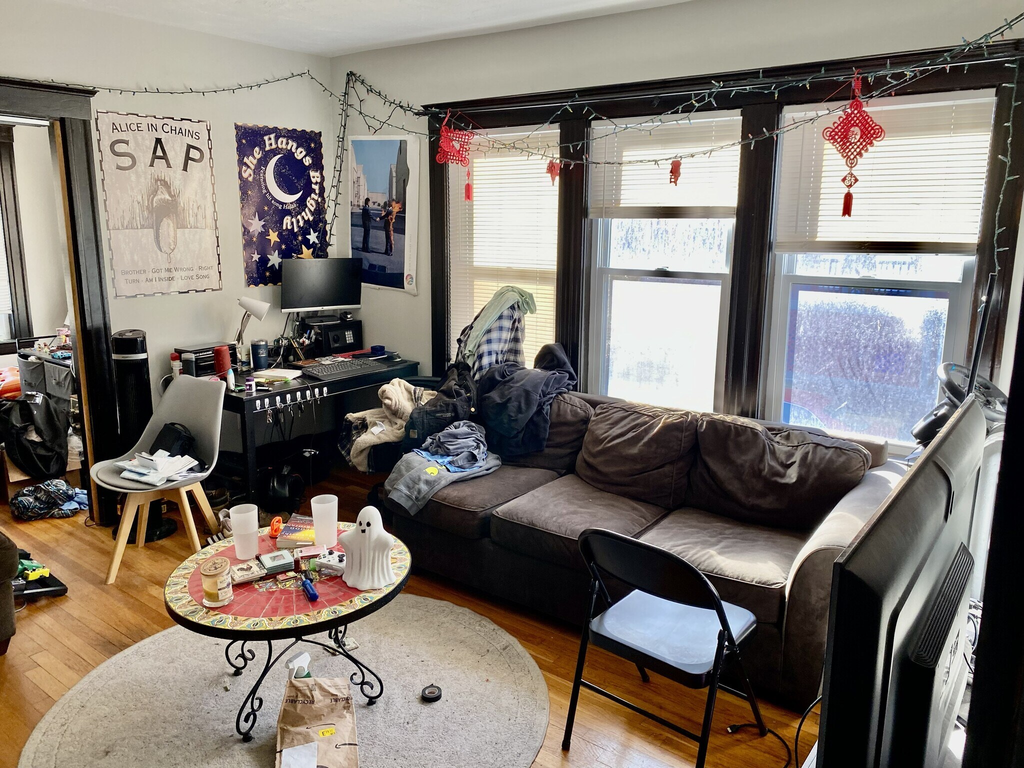 Building Photo - 173 Hillside St