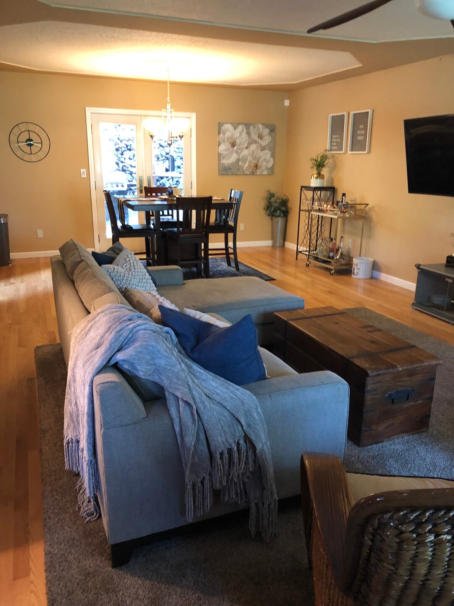 Building Photo - 102 W Canyon View Dr