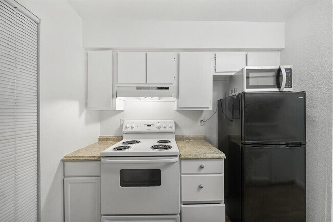 Building Photo - 10912 Gulf Fwy