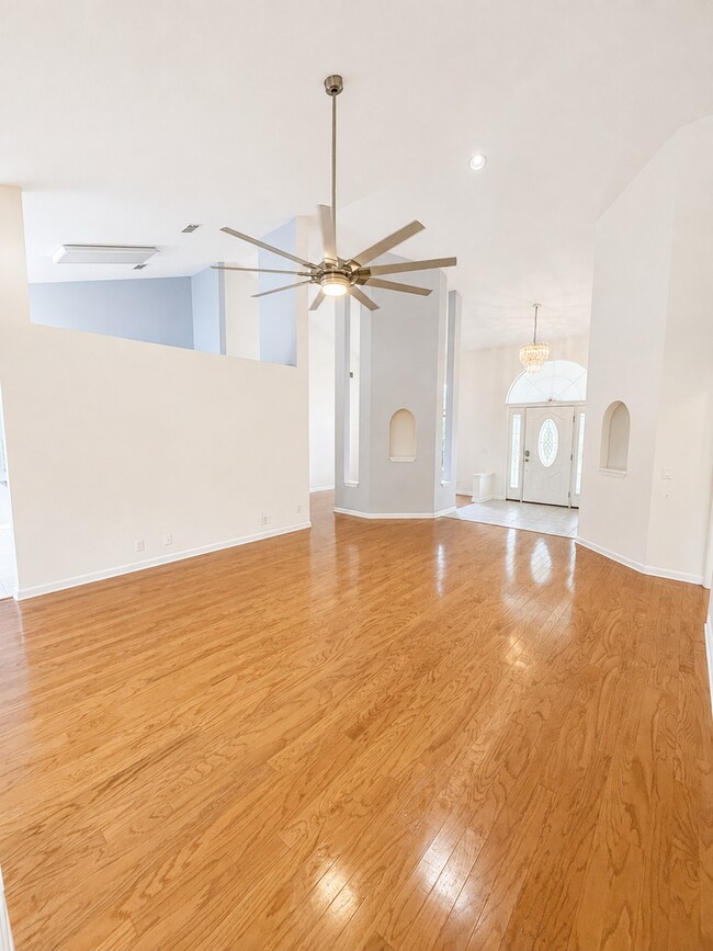 Building Photo - 655 Bristol Hammock Cir