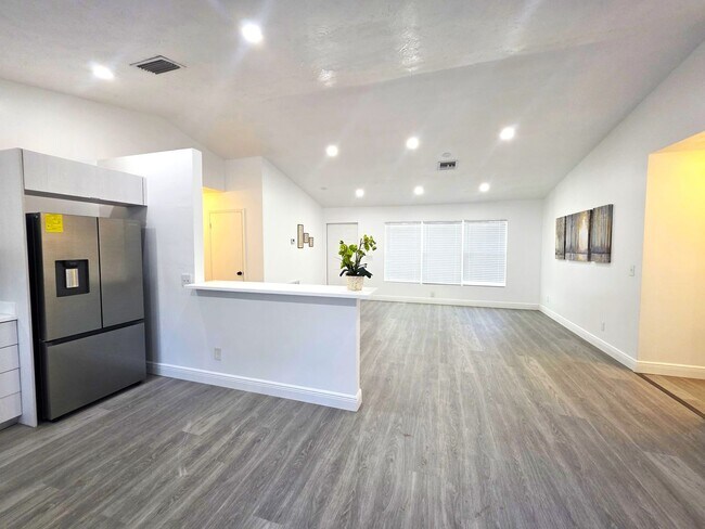 Building Photo - Vero Beach Rentals. Vero Beach Homes For Rent. Vero Beach Rent, LLC and Property Management Company