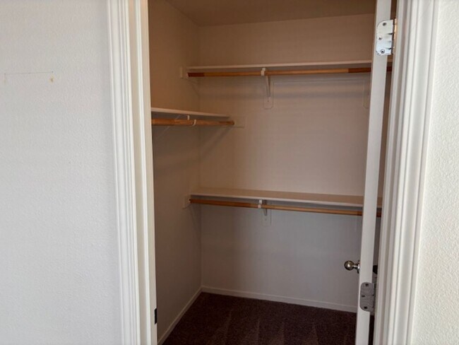 Building Photo - Lemmon Valley Townhouse