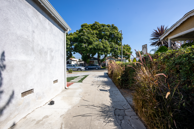 Driveway view from gate (fits two cars) - 6401 Arlington Ave