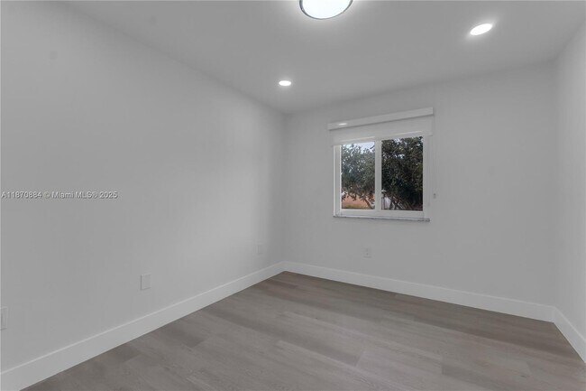 Building Photo - 11230 NW 59th Terrace