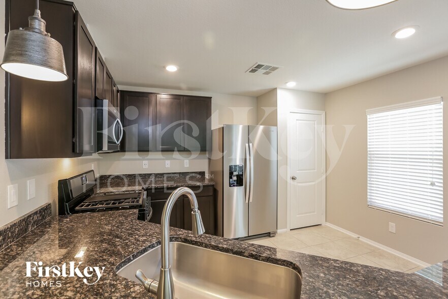 Building Photo - 9316 Polwarth Ct