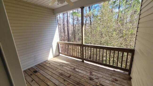 Building Photo - Spacious Three-Level Townhome with Finished Basement in Convenient Garner Location