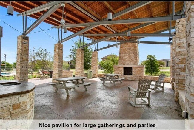 Building Photo - 4/3.5 in Teravista - Great home, Community...