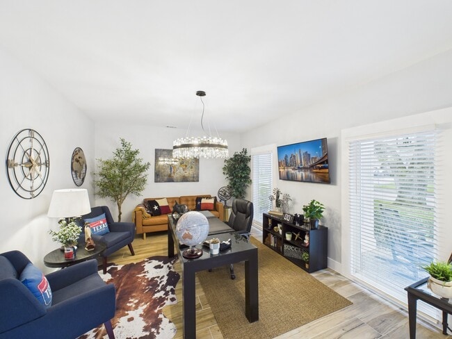 Building Photo - 5430 Havenwoods Dr