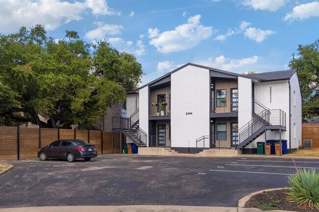 Building Photo - 5304 St Georges Green