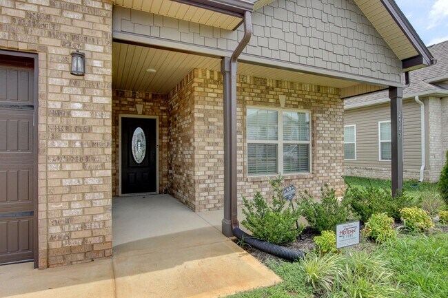 Building Photo - 2547 Rafiki Dr