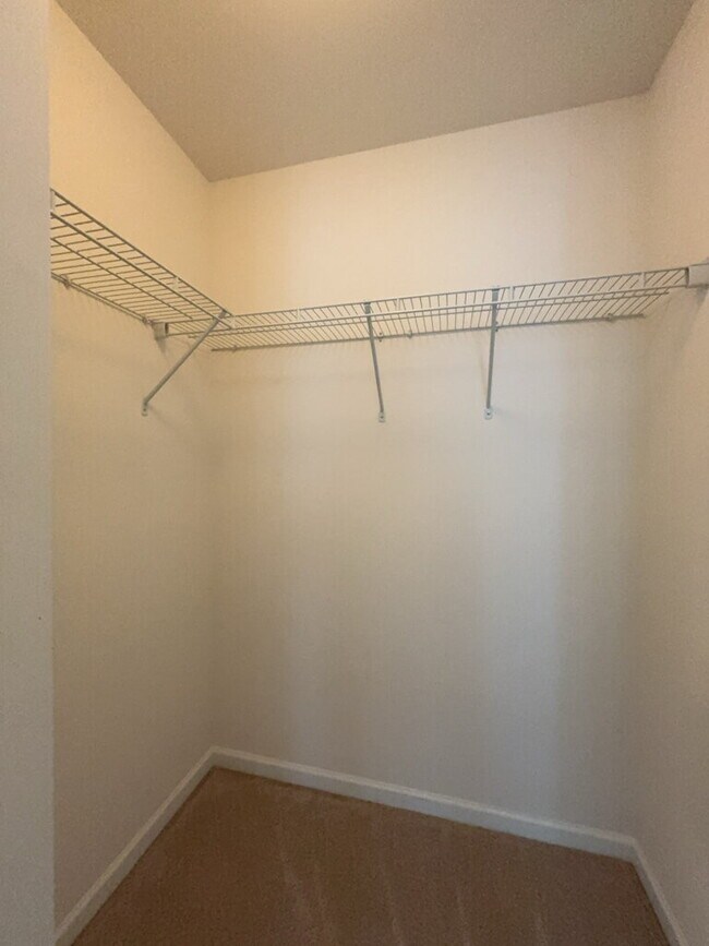 Building Photo - 292 Calm Water Way