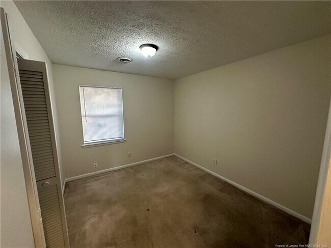 Building Photo - 6903 Flying Cloud Ln