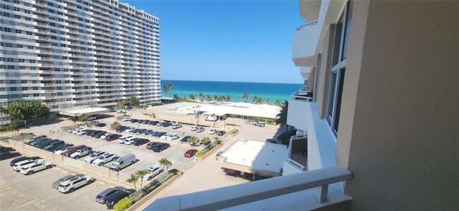 Building Photo - 1980 S Ocean Dr