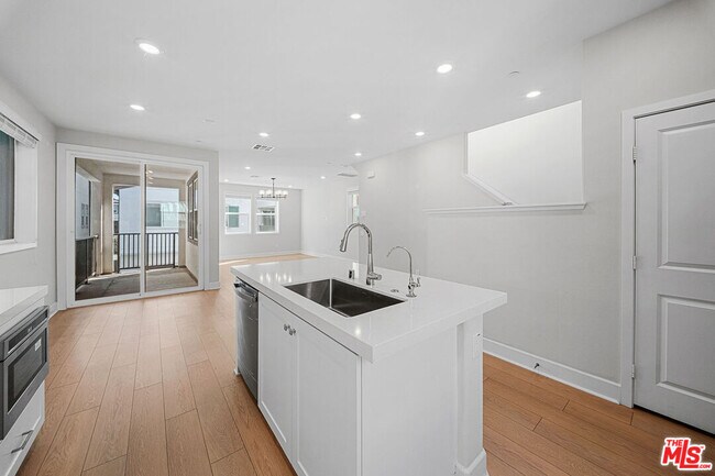 Building Photo - 2413 Little Rock Lane