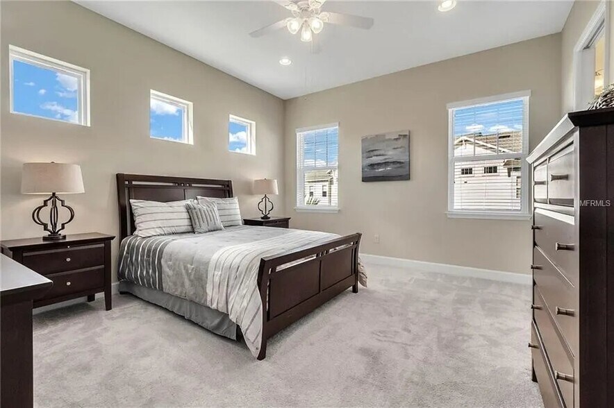 Building Photo - 13738 Walcott Avenue