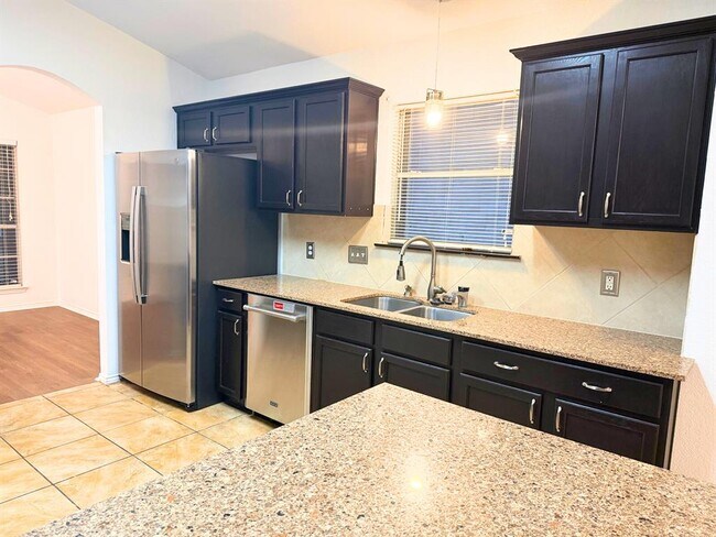 Building Photo - 711 Settlement St