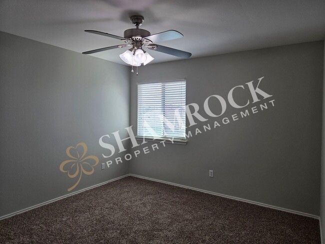 Building Photo - 6509 Tejas Dr