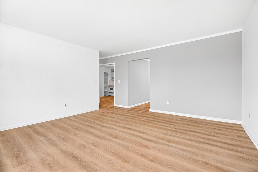 Building Photo - 93 Harrison Ave