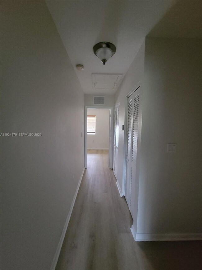 Building Photo - 17339 NW 7th Ave