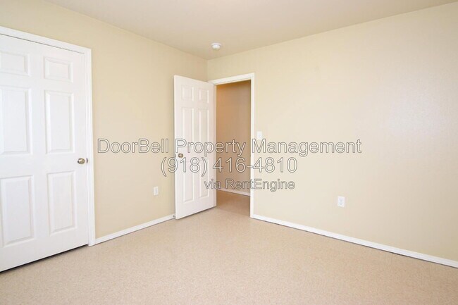 Building Photo - 6009 S Madison Pl