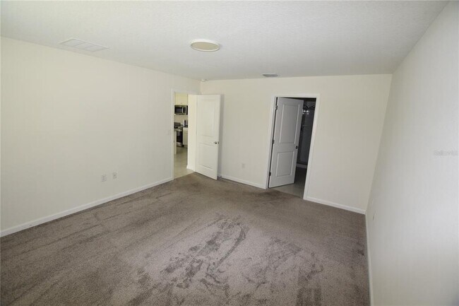 Building Photo - 1359 Lassen St