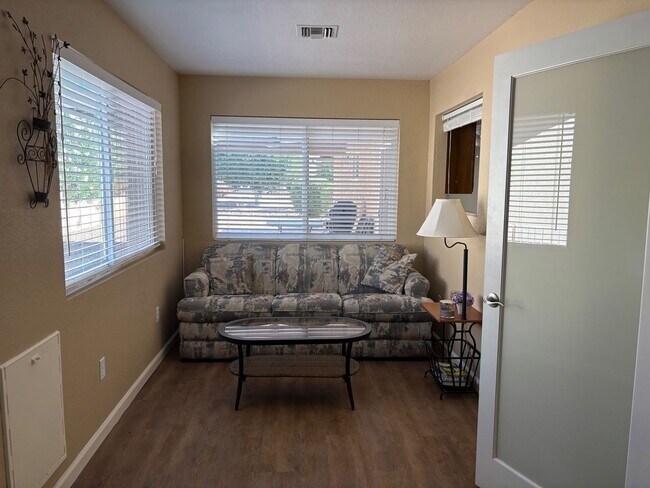 Building Photo - Perfect Vacation Home in a  45+ Active Adult Community! Available May 2026 through March 2027!