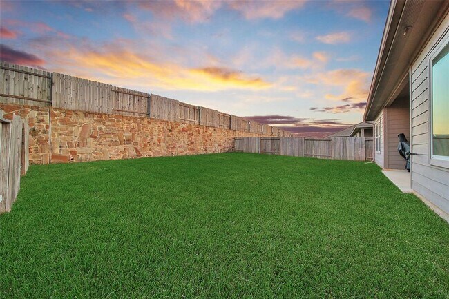 Building Photo - 13854 Rock Island Trl