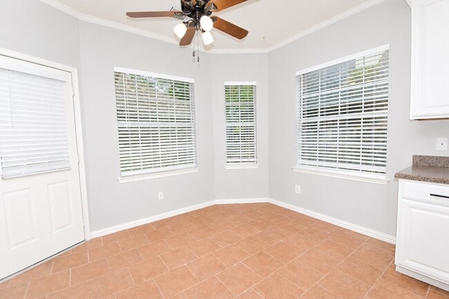 Building Photo - 7207 Emerald Glen Dr