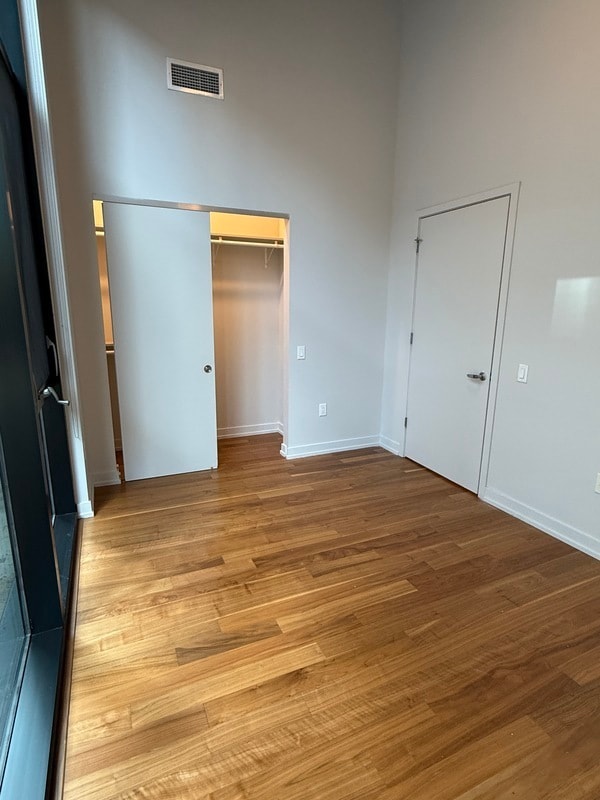 Building Photo - 160 W Superior St