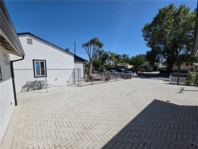 Building Photo - 17103 Kingsbury St