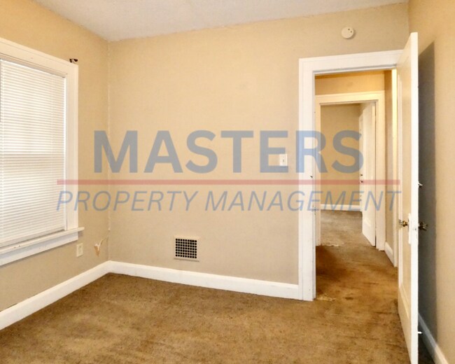 Building Photo - 1133 Parkside Blvd