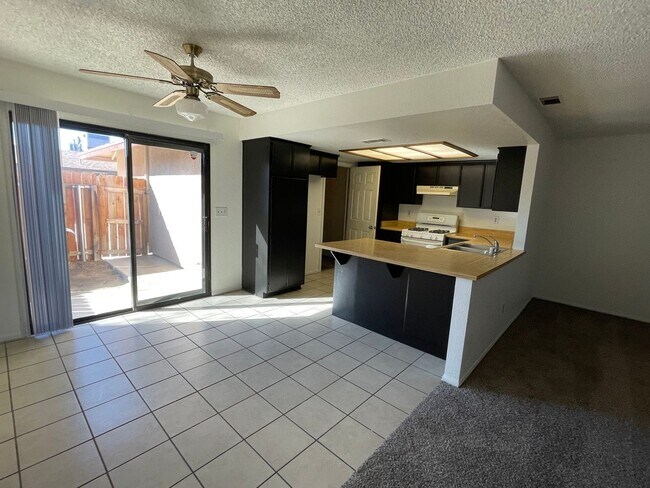 Building Photo - 20292 Thunderbird Rd