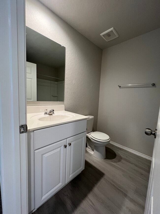 Building Photo - 5834 Machaela Trace